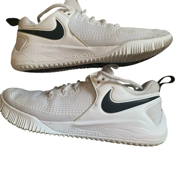 Nike Women’s Zoom Hyperace 2 Shoes - Picture 3 of 12